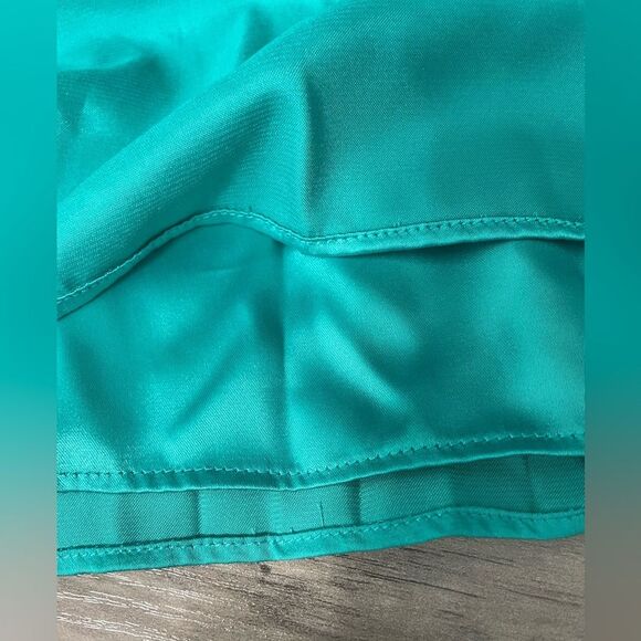 NWT- Vince Camuto 2 Dress Satin Green Pleated Halter Sleeveless $138 Blouson - Picture 13 of 14